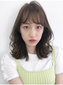 ミディアムカールヘア_オリーブカラーハイライトカラー_27691
