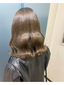 ジーナ 新宿(Zina) 【Zina 新宿】髪質改善＊大人かわいい＊アッシュベージュ