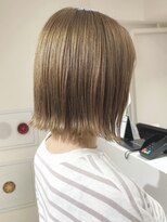 ユーフォリア 新宿店(Euphoria)&nbsp;外ハネボブ　ベージュカラー　20代