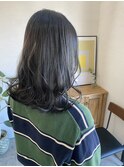 オリーブグレージュ