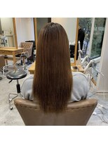 フツーロ 栄(FUTURO)&nbsp;ロングヘア　ブラウンカラー　カラー　エクステ　プルエクステ