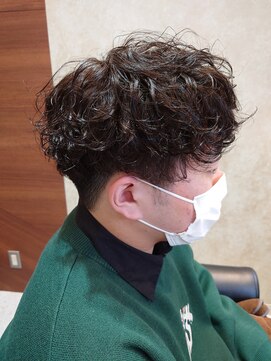 パシフィックダズールコパン(Pacific Dazzle copain) 神戸メンズツイストスパイラル 波巻き シークレットパーマ