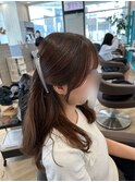 結んでも下ろしても可愛い顔まわり