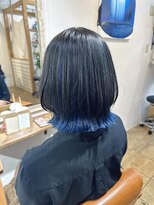 ミモザワークス(Mimosa Works)&nbsp;インナーブルーのボブ