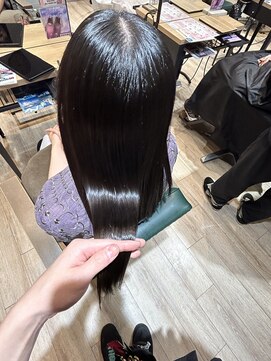 サラ(sarah) 【渡邉優太】縮毛矯正/酸性ストレート/開成/開成町
