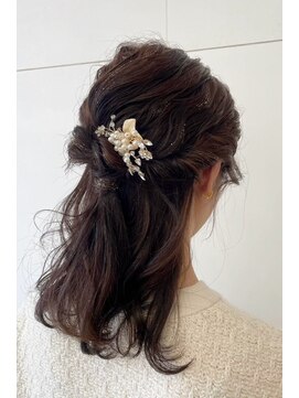 ランズ(LANDS) 結婚式二次会へアアレンジ【韓国ヘア 大阪 梅田】