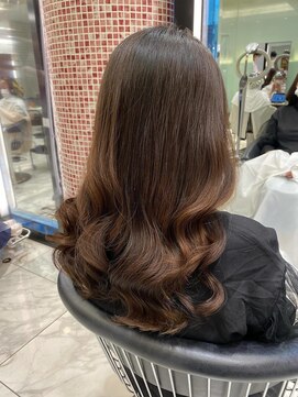 アピッシュ ギンザ(apish ginza) tomo髪質改善/コテ巻きパーマ/デジタルパーマ/前髪パーマ