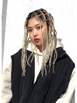 ラブ ロック Love' Lock タイトロープ・ブレイズ・成人式、成人式ヘア、dleague・sasya・