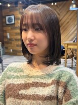 コル アサヒカワ(col asahikawa)&nbsp;ミディアムレイヤー×アッシュブラウン