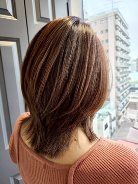 ジェコ ブラン(gecko. brun) 上品ウルフカット/白髪ぼかしハイライト/艶髪 #武蔵小山美容室