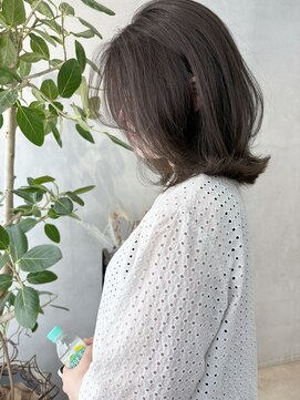 ミント(mint) ☆オリーブグレー☆オリーブグレージュ☆レイヤーカット☆