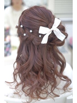 リサ 恵比寿(risa.) 編み込みサイドハーフアップ