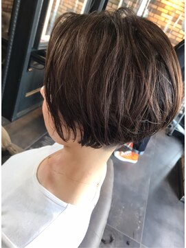 ルシエ(LUCIE) ハンサム刈上げショート