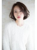 ダークグレージュカーリーショートボブニュアンスパーマ