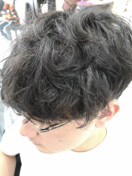 フラッグ ヘアー 天神西通り店(Flag HAIR) 最近はスパイラルパーマが人気です!