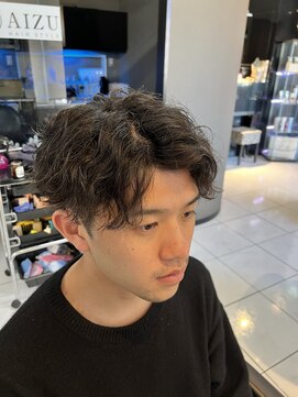 アイズ 海老名(AIZU) アップバングツイストスパイラルパーマ　波巻きソフトツイスト