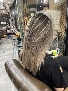 ラフ(LAFF) #バレイヤージュ#グレージュカラー#ボブウルフ#ココアベージュ