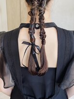 ヘアーアイスカルテット(HAIR ICI QUARTET)&nbsp;お呼ばれアレンジ♪20代30代40代大人可愛いタイト編みおろし
