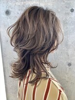 スウィープ 平尾(sweep)&nbsp;30代40代50代ミディアムウルフのハイライトカラー