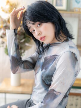 カバーヘアアンドスパ ブリス 浦和(COVER HAIR&SPA bliss) ブルーグレージュ小顔透け感ミディアムウルフa浦和20代30代40代