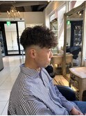 スペインカールフェードカットプードルパーマ骨格矯正カット