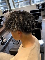 ルースト 京都四条大宮店(ROOST)&nbsp;男らしさ全開 ''ツイスパ×ホワイトハイライト''