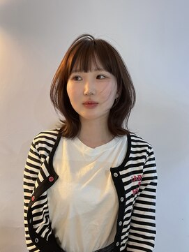 カルテ(QUARTE) ミディアムレイヤー×ブラックカラー