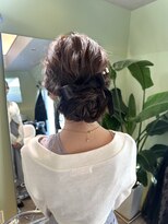 ワッツユアヘアストーリー(What’s your hair story)&nbsp;ヘアセット/ヘアアレンジ/結婚式アレンジ/シニヨン