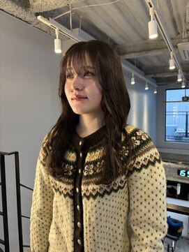 ヌープヘアーアイス(NUUP.hair ici) 小顔似合わせカットオリーブベージュ透明感艶感カラーレイヤー