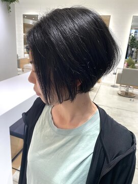 ステアケース 武蔵小杉店(stair:case) 大人ショートボブ/白髪ぼかしハイライト/武蔵小杉/自由が丘