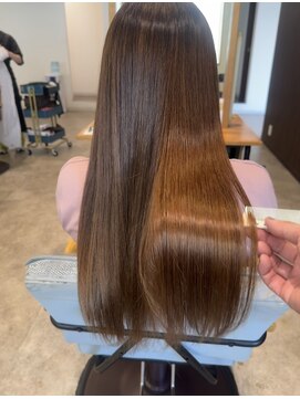 ビスポーク(BESPOKE) 髪質改善ストレートロング