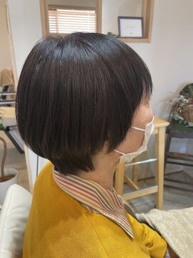 アカリ(acari) ショートボブ