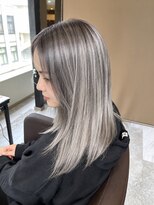 リオリス ヘア サロン(Rioris hair salon)&nbsp;シルバーグレージュ/艶髪/ロング