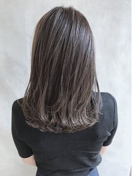 ムウ 難波(MOU) ハッシュカットフルバング似合わせカットレッドブラウン20代30代