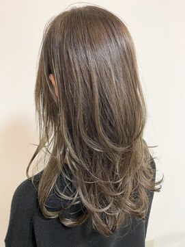 ミラバイグリーン(Mira by green) 【担当SEKI】ハイレイヤー×モノトーンベージュ