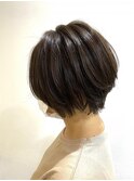 ショートボブ