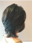 ふんわりやわらかミディアムスタイル