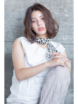 イデアル(Ideal) ボブ/ミニボブ/切りっぱなしボブ/前下がり/前下がりボブ/韓国