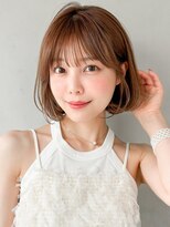 キリ 表参道(kyli)&nbsp;斜めバングセミディ似合わせカットこなれヘアレイヤーカット