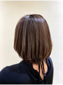 【大人気ひし形シルエット】白髪ぼかしハイライト