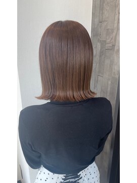 スーリール シュシュ(sourire chouchou) 切りっぱなしボブ