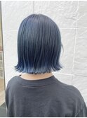 外ハネ切りっぱなしボブ×ネイビーブルー