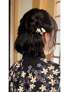 プリモ ビューティーアンドリラックス(Primo Beauty&Relax) 浴衣ヘアアレンジ/ハーフツイン