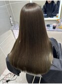 韓国風くびれレイヤーカット×グレージュ×透明感ブラウン川又