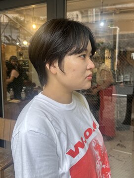 デュッカ(ducca) 黒髪ハンサムショート