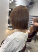 透明感ブラウン×切りっぱなしボブ