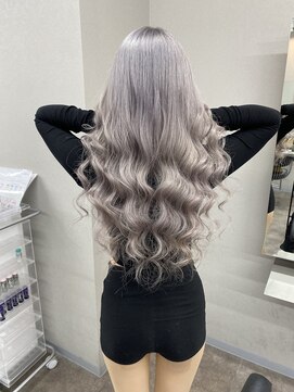 エミーバイモアムー(Emmie byMoremuu) 【埼玉YU-TA ギャルスタイル】