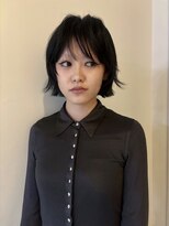 ゾーイダイミョウ(ZOEY daimyo)&nbsp;ミディアムレイヤー 落ちる黒 ボブレイヤー 大名