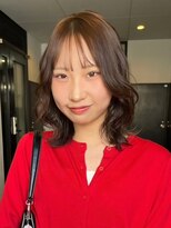 ロティー 天神(loty)&nbsp;ミディアムレイヤー ボブ 顔周りカット 前髪 赤み消しベージュ