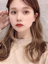 ジーナ 池袋(Zina)&nbsp;【Zina 池袋】セシルカットフリンジウェーブ×フォギーベージュ